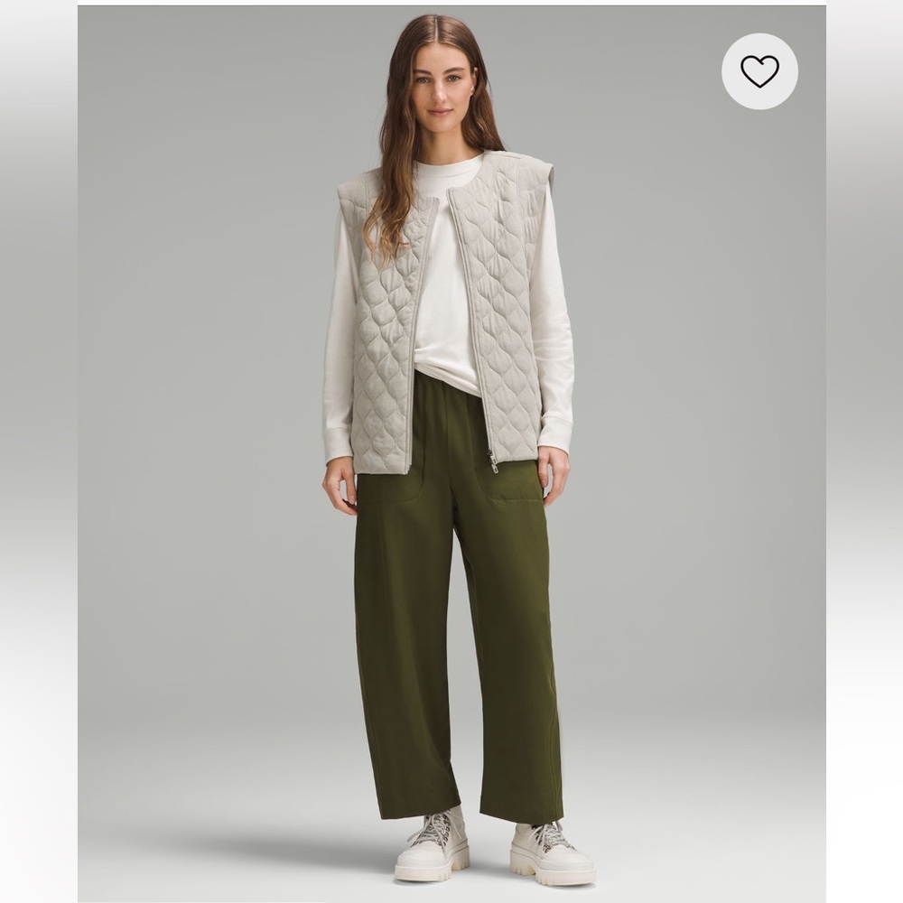Lululemon Light weight Mid-rise Barrel leg
